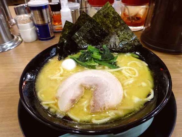 「ラーメン(並)  【11月3日(祝)限定価格，500円】」@志木商店の写真