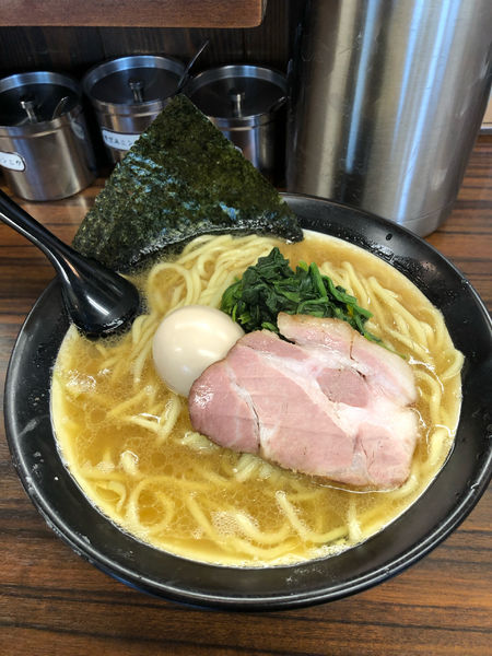 「太麺味玉」@豚骨醤油らーめん 誠屋 池尻店の写真