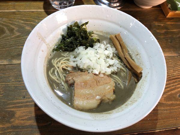 「濃厚煮干し蕎麦」@ラーメン屋ジョンの写真