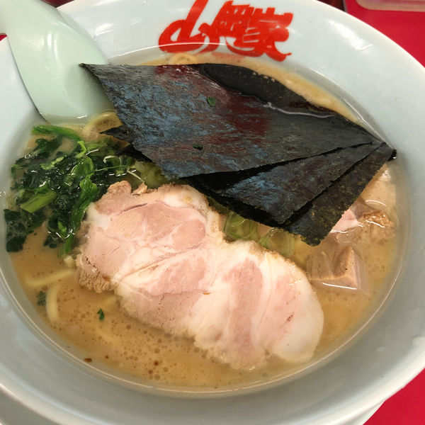 「醤油ラーメン 670円」@ラーメン山岡家 大泉店の写真