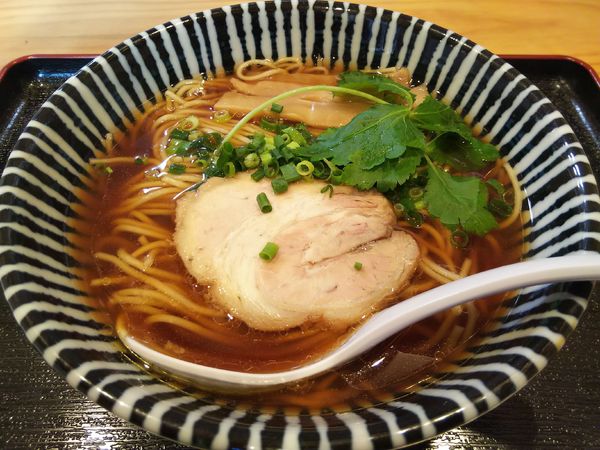 「醤油らぁめん　※サービス券で５００円」@らぁめん勝ちどきの写真