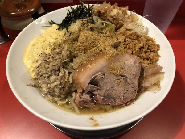 「汁無しまぜそば魚粉アブラカラメ」@ラーメン豚島 溝の口店の写真