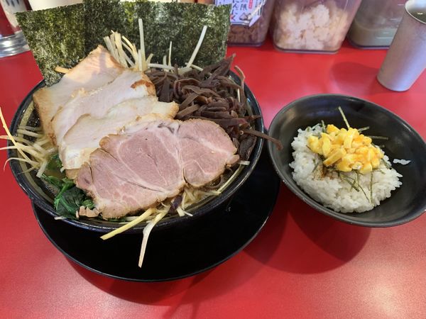「白ネギラーメン」@家系ラーメン 王道 神道家の写真