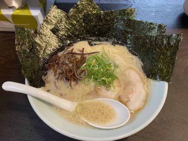 「ラーメン　海苔トピ」@博多濃麻呂 二子玉川店の写真