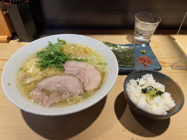 「本丸塩らー麺(850円)+お茶漬けセット(200円)」@横濱元町 本丸亭 横浜店の写真