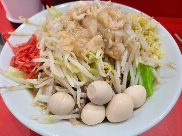 「ラーメン小　豚W　ウズラ」@ラーメン ノックアウトの写真