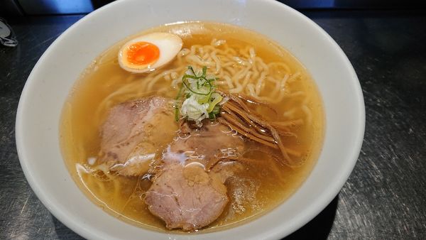 「塩らあめん750円」@自家製麺 らあめん吟の写真