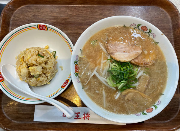 「王将ラーメン、ミニチャーハンセット」@餃子の王将 野田店の写真