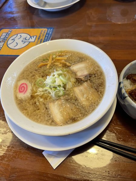 「じとラーメン＋ステーキ丼1350円」@やま吉 塩原本店の写真