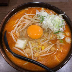 元祖キムチ納豆ラーメン（小）880円