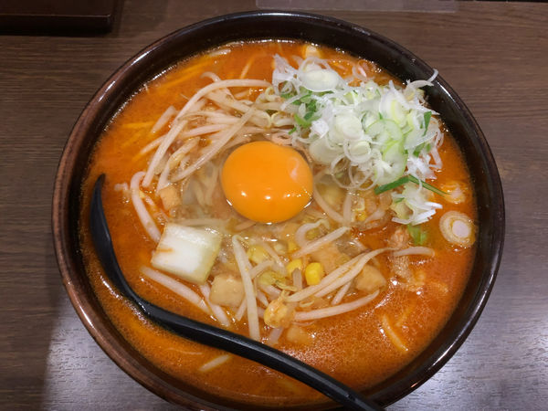 「元祖キムチ納豆ラーメン（小）880円」@柳家 フェザン店の写真