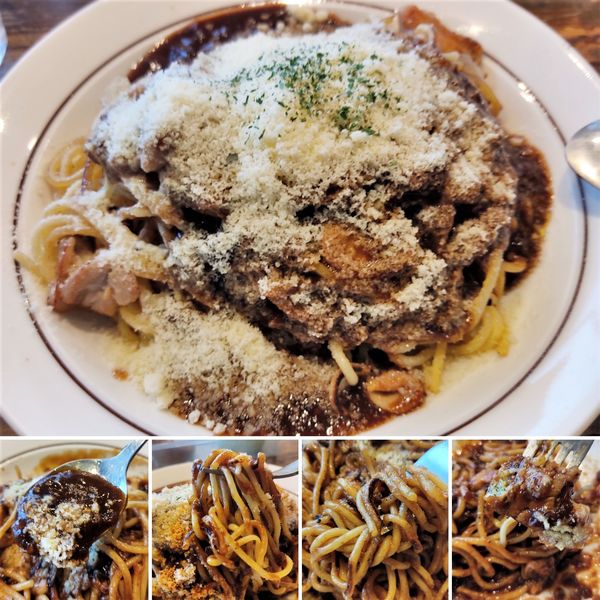 「チキンカレー(今月の限定)＋粉チーズ＝950円」@カルボの写真