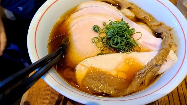 「特製醤油ラーメン」@ラーメン屋 トイ・ボックスの写真