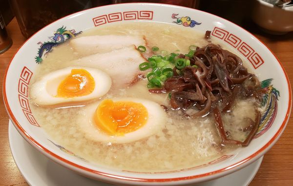 「味玉らーめん（750円）+替玉」@らーめん 山笠ノ龍の写真