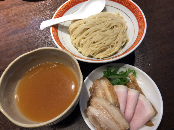 「冷やし白しょうゆつけ麺+チャーシュー増し（1050円）」@麺や一芯の写真
