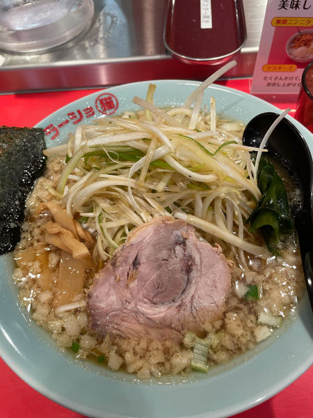 「ネギラーメン(白) 中」@ラーショ マルミャーの写真