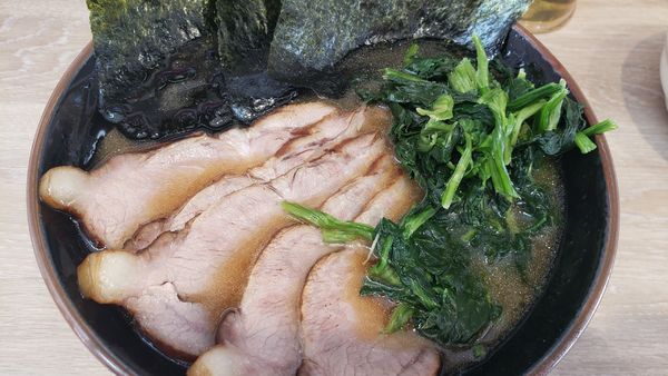 「チャーシューメン＋サービスライス」@ラーメン桜道の写真