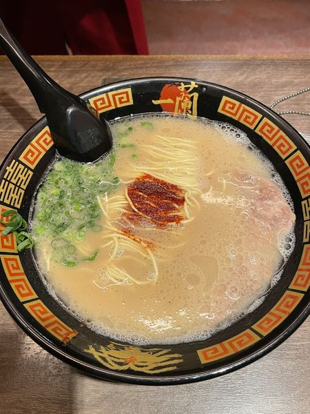 「とんこつラーメン」@一蘭 アトレ上野 山下口店の写真