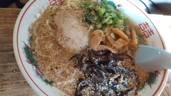 「アッサリ豚骨」@まるいちラーメンの写真