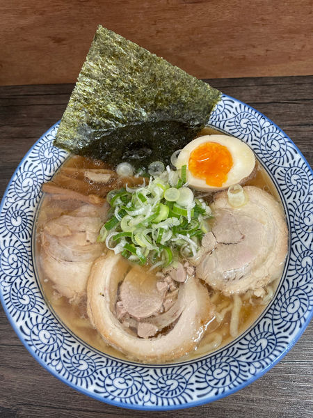 「旦那の推しメン＋大盛」@嫁の中華そばの写真