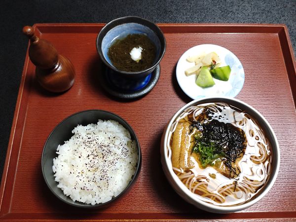 「鰻そばセット（梅そば）　１７６０円　※」@割烹 山福の写真