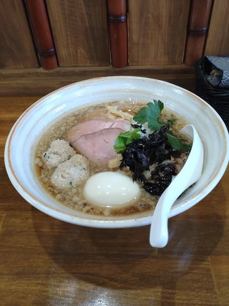 「特製煮干し中華そば背脂醤油全部のせ」@らぁめん食堂 亀の遠吠えの写真