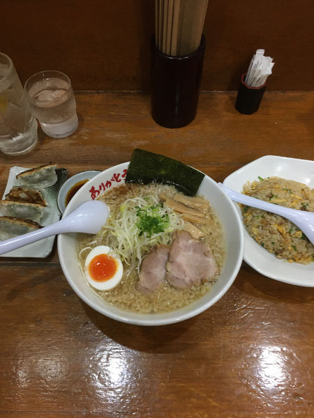 「ラーメン元+チャーハン+しそ餃子」@野方ホープ 荻窪店の写真