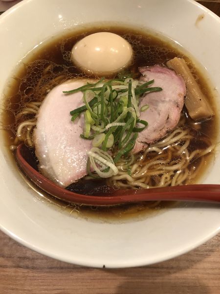「淡麗醤油味玉ラーメン」@ソラノイロ NIPPONの写真