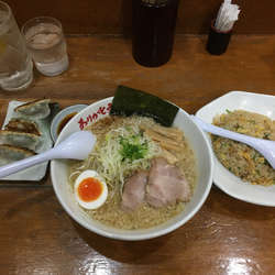 ラーメン元+チャーハン+しそ餃子