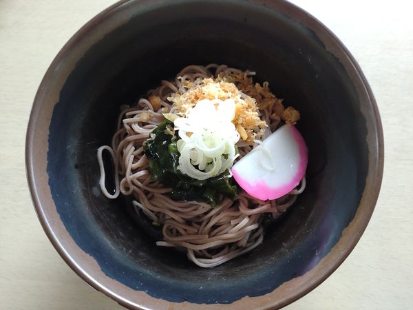 「ぶっかけそば　４３０円」@田上駅あじさい売店の写真