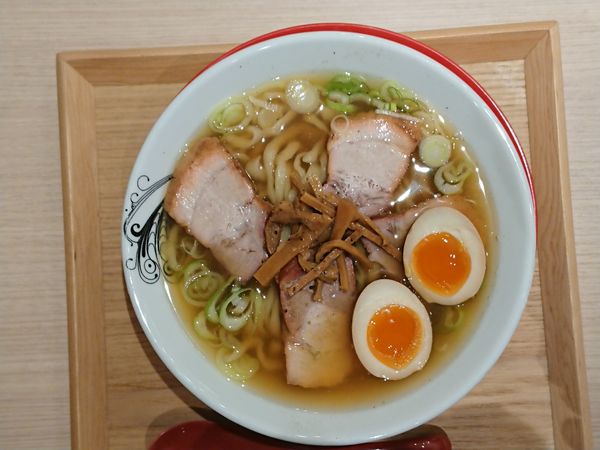 「味玉らーめん」@七彩飯店の写真