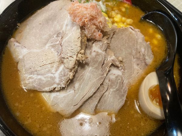 「かにチャーシューめん」@えびかに食堂 鶴見駅前店の写真