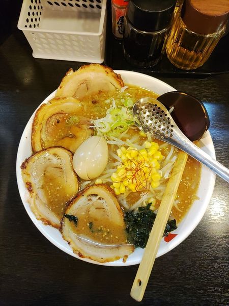 「味噌ﾁｬｰｼｭｰﾒﾝ+味玉  ﾒﾝﾏ抜き」@麺家 匠の写真