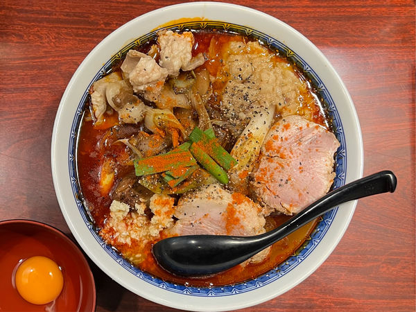 「辛スタミナ中華(辛さ3)+生卵1個」@中華そば たた味の写真