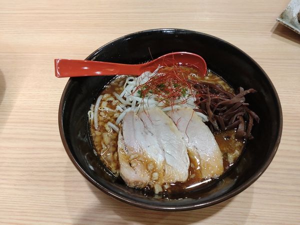 「焼きあご味噌らー麺」@焼きあご塩らー麺 たかはし 越谷レイクタウン店の写真