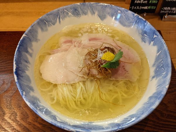 「塩らぁ麺」@Ramen FeeLの写真