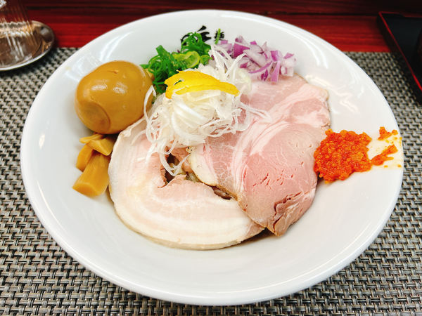 「ゆず塩まぜそば」@麺や 睡蓮の写真