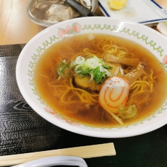 エモ食堂の画像