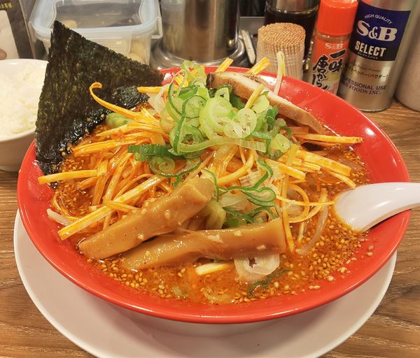 「大辛ねぎ味噌+サービスライス」@旭川味噌ラーメン ばんから 上野店の写真