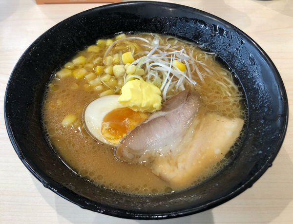 「北海道味噌バターコーンラーメン」@はま寿司 川口前川店の写真