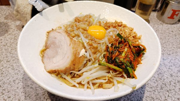 「汁なしそば大・ニラキムチ（ヤサイアブラ）￥１１２０」@ラーメン宮郎の写真