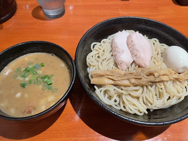 「特製濃厚つけ麺」@中華そば 輝羅の写真