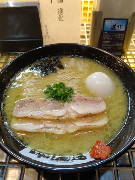 「月曜日限定  味玉鶏白湯」@町田汁場 しおらーめん進化 中山店の写真