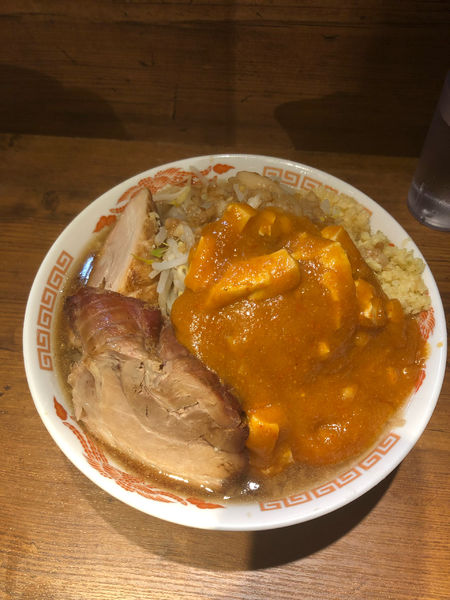 「フュージョン　豚マシ　900円」@火の豚 人形町駅前店の写真