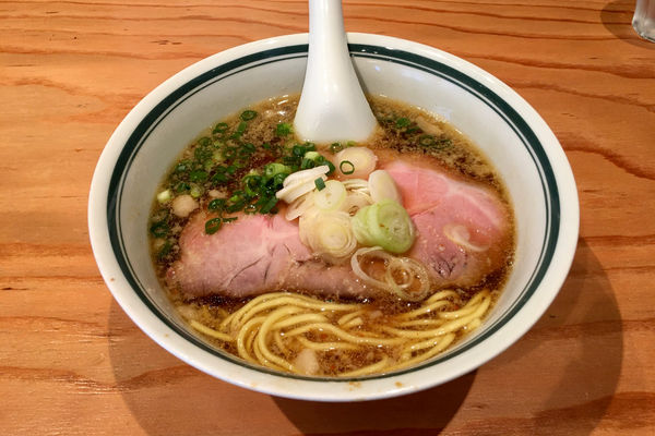 「【MONDAY RAMEN】豚中華そば 900円」@麺尊RAGE RENEGADESの写真