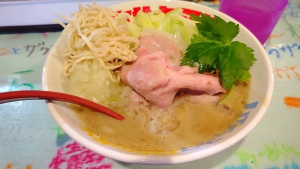 「マルソンらーめん」@ハイデン.コッコFACTORYサマンサ・タマサの写真