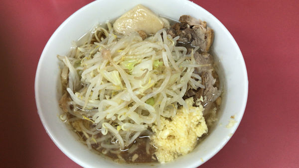 「半分　豚2枚　￥690」@ラーメン二郎 小岩店の写真