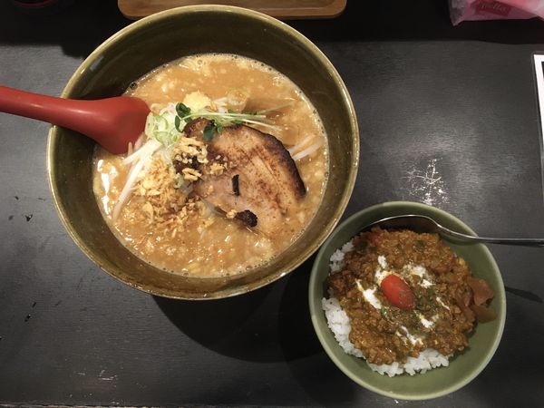 「濃厚！味噌ラーメン ミニドライセット 1050円」@濃厚味噌らーめん ぶるんちょの写真