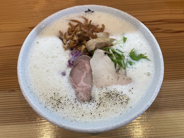 「鶏泡白湯塩ラーメン850円」@麺屋 一幸の写真