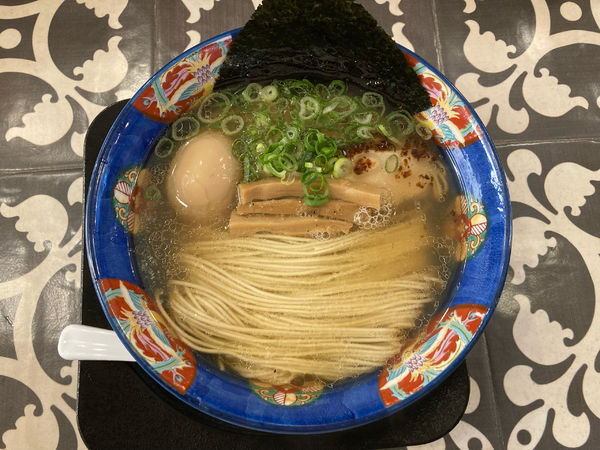 「味玉しおそば」@麺や食堂 本店の写真